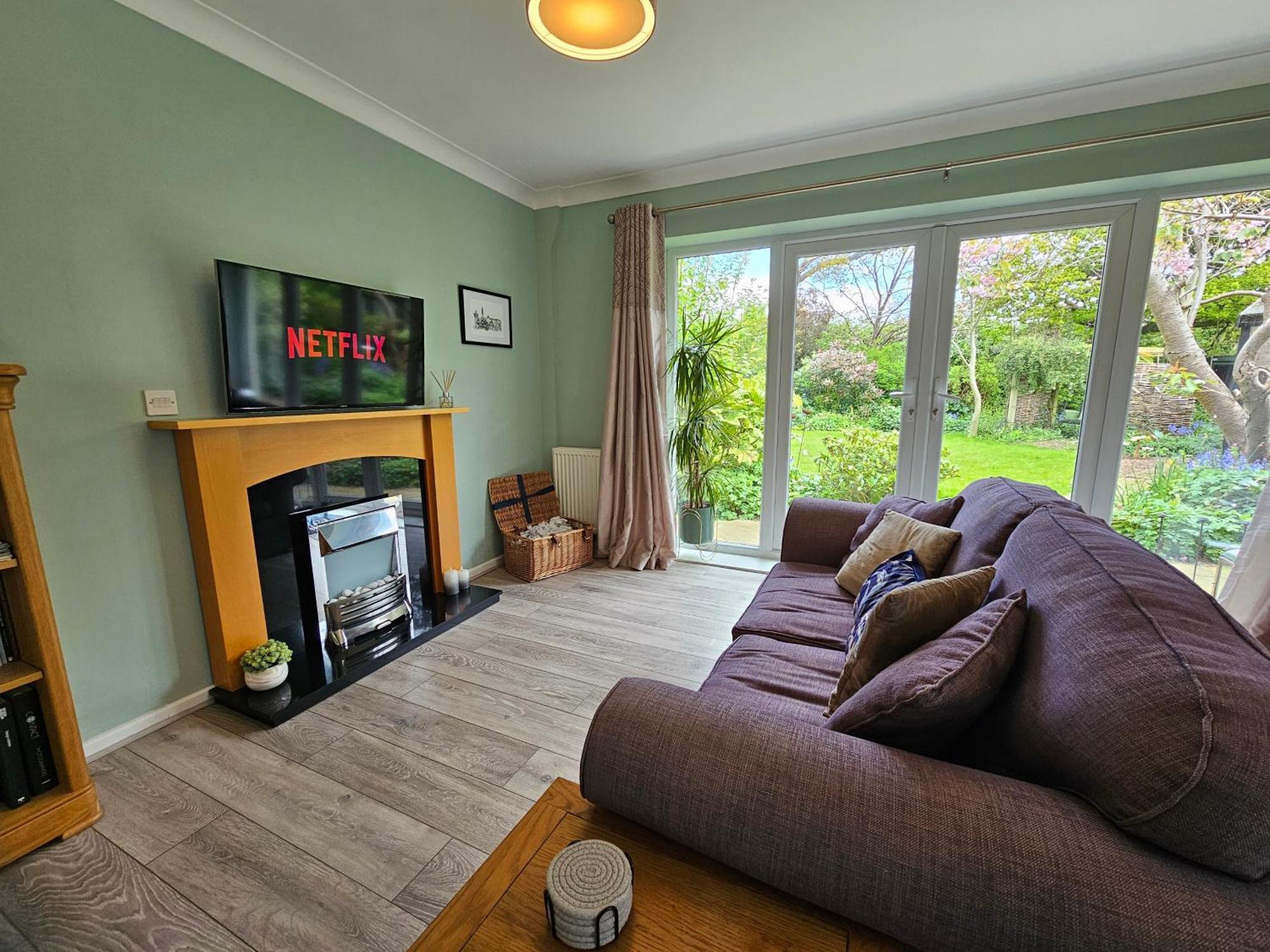 Luxury Self Catering With Cosy Cabin & Sauna In Colchester Exterior foto